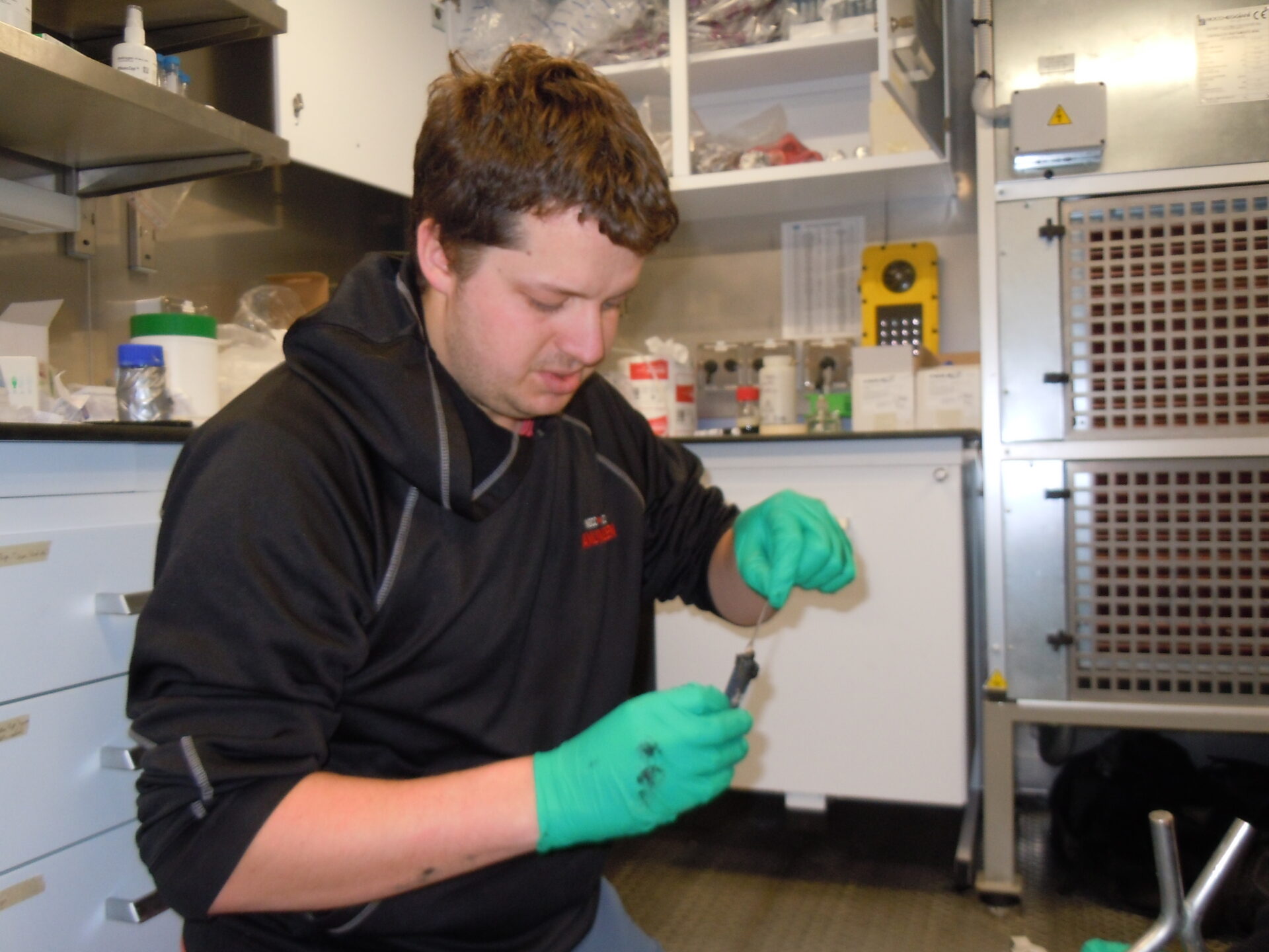 Vincent Carrier defends thesis on “Microbial community structure associated to Arctic cold seeps”