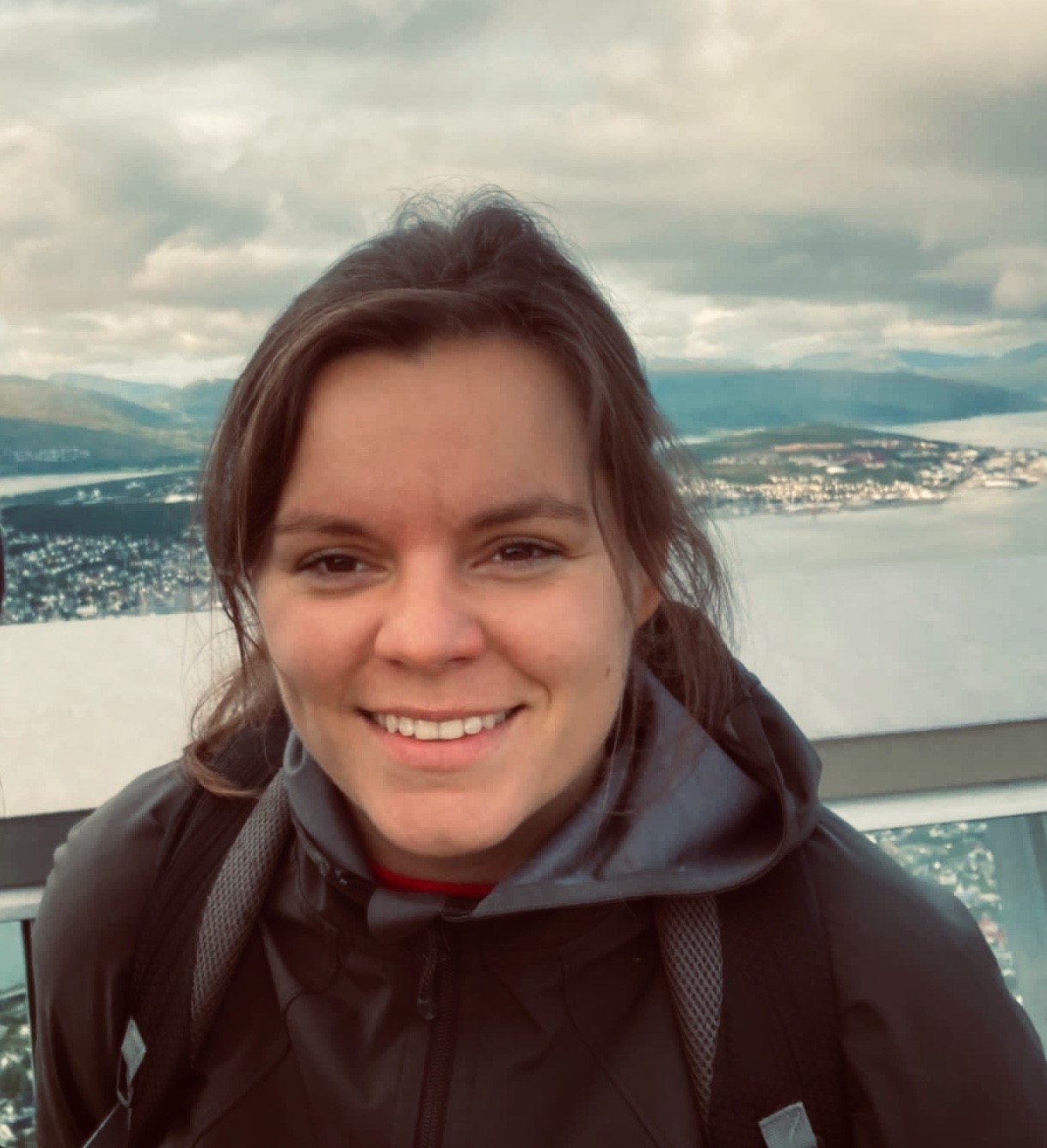 Katarzyna Melaniuk defends thesis on ‘Assessing the relationship between living benthic foraminifera and methane emissions in the Arctic Ocean’