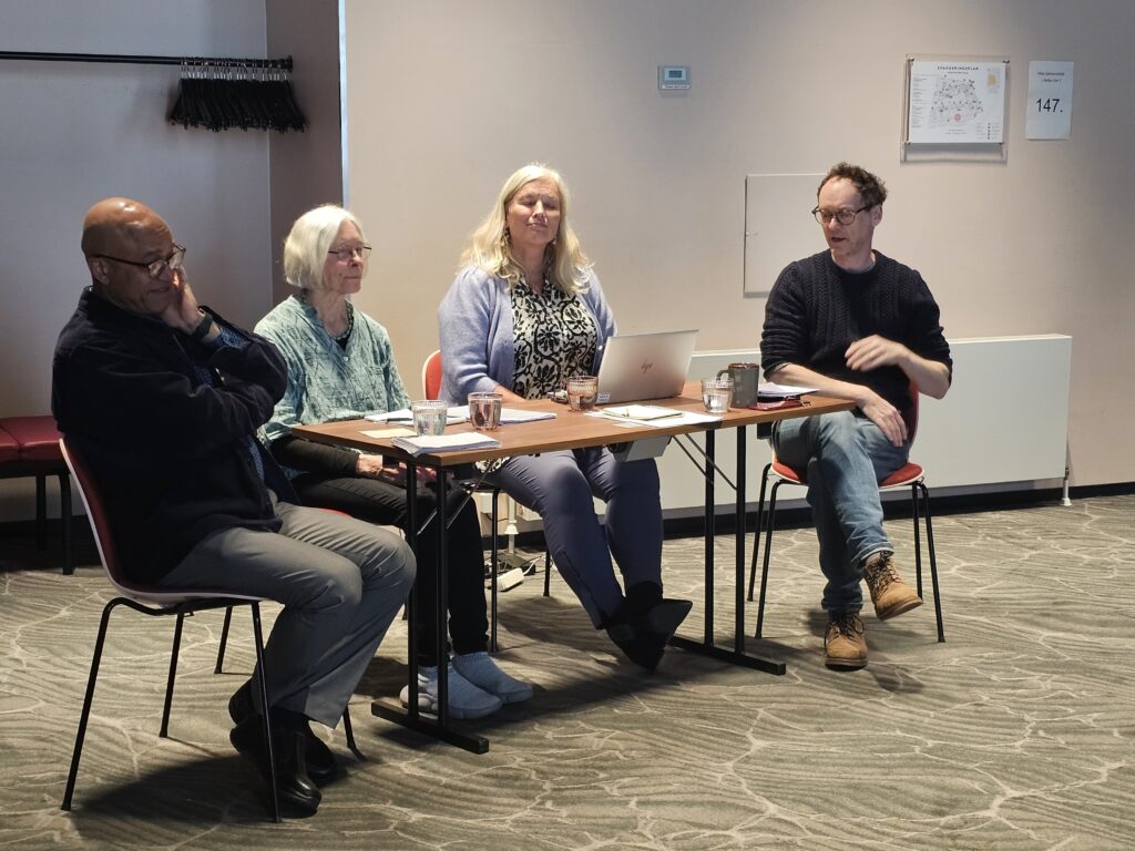 Getahun Yacob Abraham, Inger Lassen, Ane Bergersen and Joffy Conolly participated in the panel reflections on educational system global responsibility