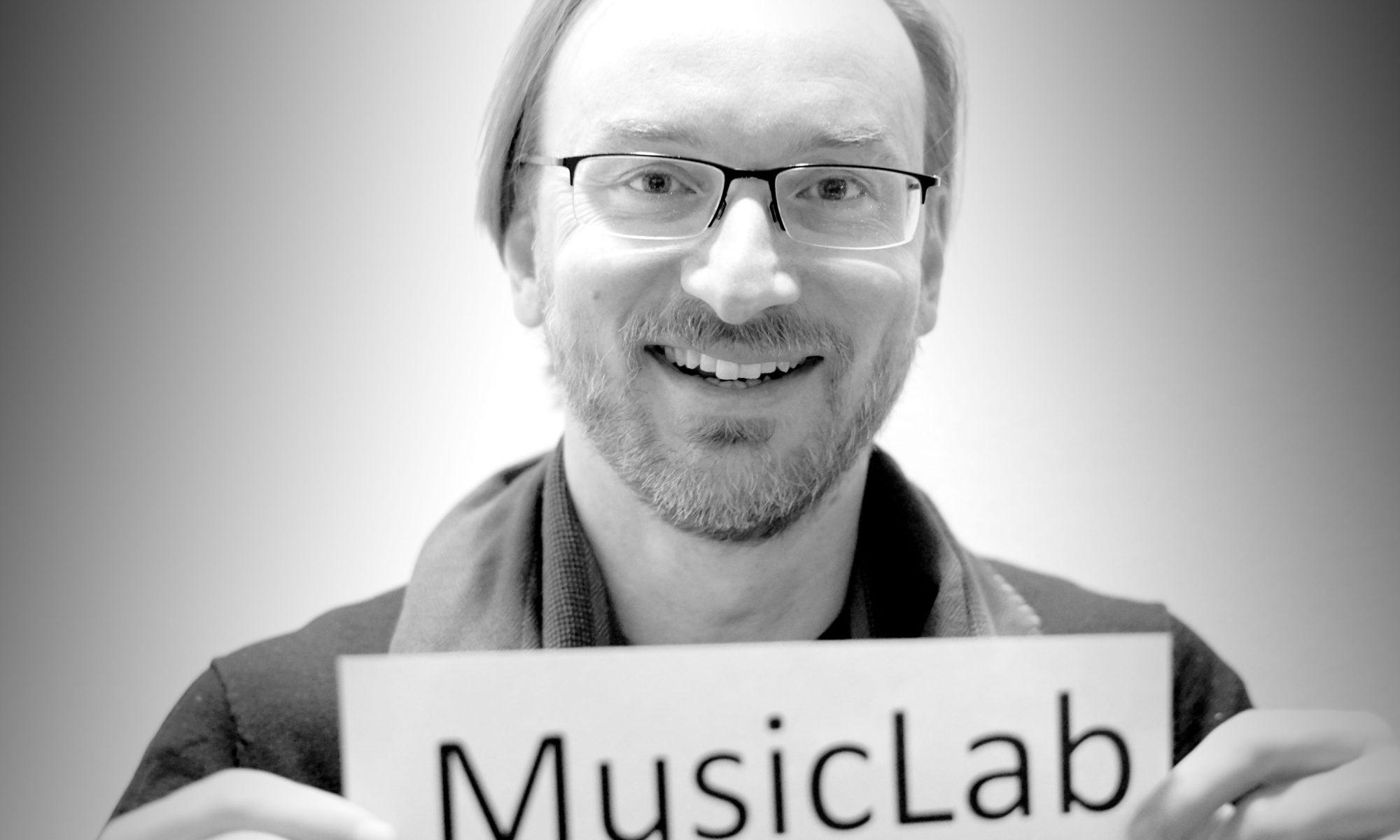 Dr. Alexander Refsum Jensenius is at the Department of Musicology and Deputy Director at the RITMO Centre for Interdisciplinary Studies in Rhythm, Time and Motion at the University of Oslo.